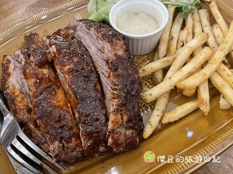 南紡夢時代金色三麥|現釀啤酒與異國風味美食的歐式風情│台南美食推薦│台南東區美食│南紡美食 - 第5張圖 南紡夢時代金色三麥