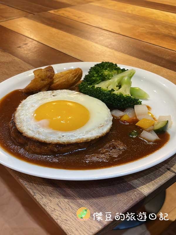 美食找尋:台中田樂日式咖啡廳品嘗漢堡排的美味│台中美食│台中西區│台中咖啡廳 - 第7張圖 台中田樂日式咖啡廳