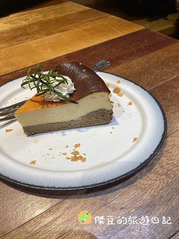 美食找尋:台中田樂日式咖啡廳品嘗漢堡排的美味│台中美食│台中西區│台中咖啡廳 - 第11張圖 台中田樂日式咖啡廳