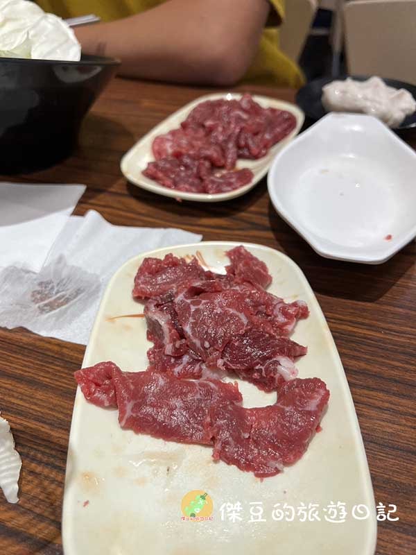 台南阿家牛肉湯及牛肉火鍋:物超所值的溫體牛肉火鍋饗宴!│台南美食│台南南區 - 第7張圖 台南阿家牛肉湯及牛肉火鍋
