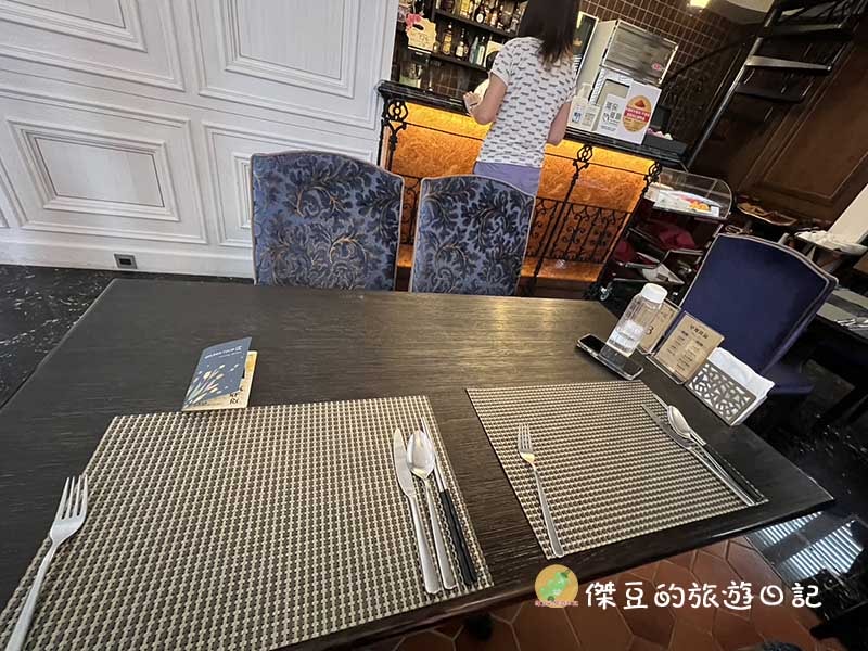 台南榮興金鬱金香飯店