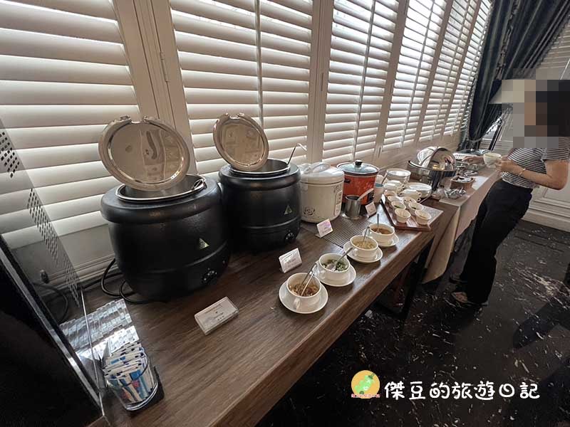 台南榮興金鬱金香飯店