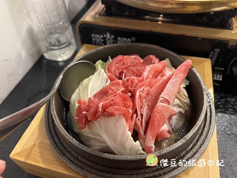 台南大遠百金大尉八色銅盤烤肉吃到飽