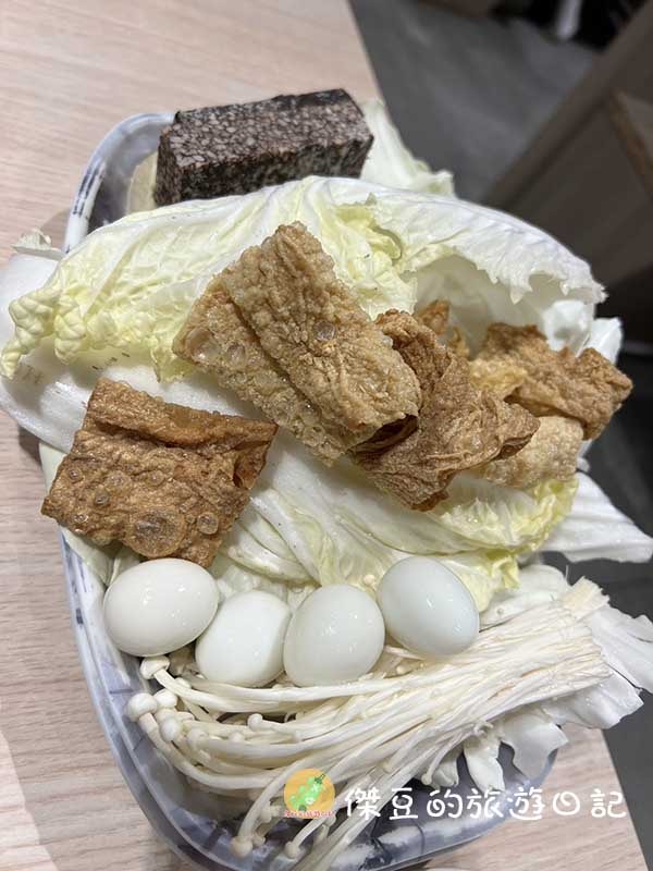 初訪台南中華路築間幸福火鍋:半夜肚子餓的好選擇│台南美食│台南永康 - 第12張圖 台南中華路築間幸福火鍋