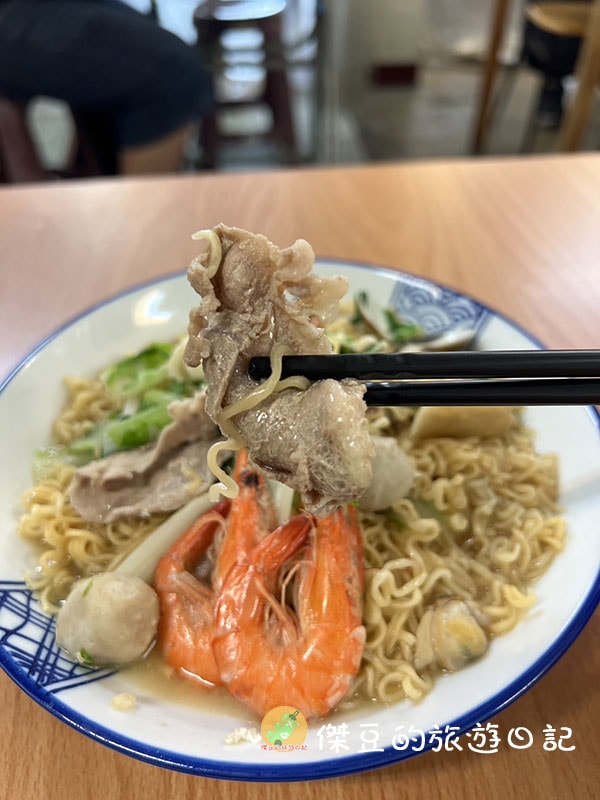 台南官田買記鍋燒意麵:泡菜鍋燒烏龍麵與乾炒泡麵的美味享受│台南美食│台南官田 - 第5張圖 台南官田買記鍋燒意麵