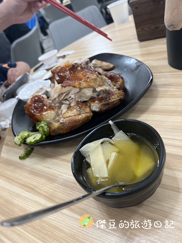 台南美食的隱藏珍寶:大灣山頂居甕仔雞│台南美食│台南大灣│台南永康 - 第3張圖 大灣山頂居甕仔雞