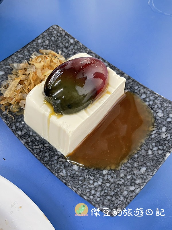高雄苓雅極品豚骨拉麵:豚骨與麻辣的完美結合│高雄美食│高雄苓雅│高雄拉麵 - 第10張圖 高雄苓雅極品豚骨拉麵