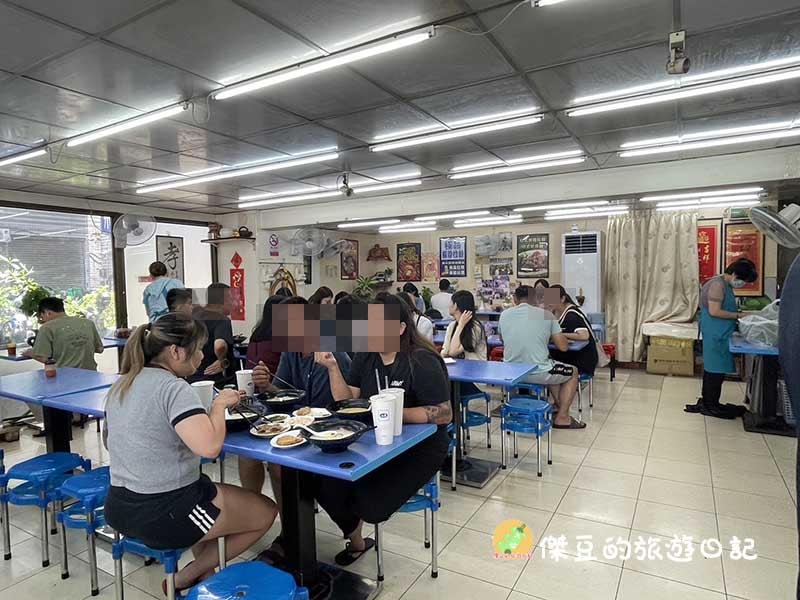 高雄苓雅極品豚骨拉麵:豚骨與麻辣的完美結合│高雄美食│高雄苓雅│高雄拉麵 - 第2張圖 高雄苓雅極品豚骨拉麵