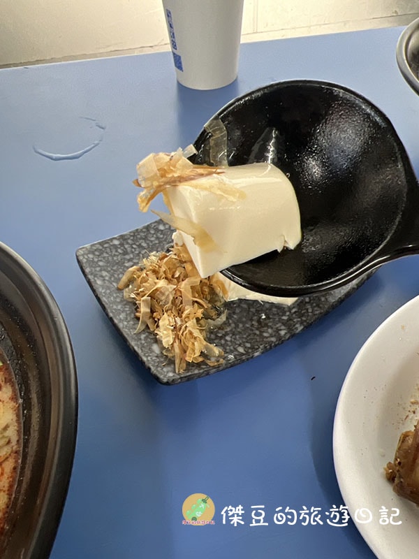 高雄苓雅極品豚骨拉麵:豚骨與麻辣的完美結合│高雄美食│高雄苓雅│高雄拉麵 - 第11張圖 高雄苓雅極品豚骨拉麵