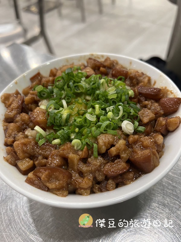 台南鼎DING小北店榨菜肉絲乾麵│滷味+乾麵,鼎DING的經典滋味一次擁有│台南美食│台南北區 - 第5張圖 台南鼎DING小北店榨菜肉絲乾麵