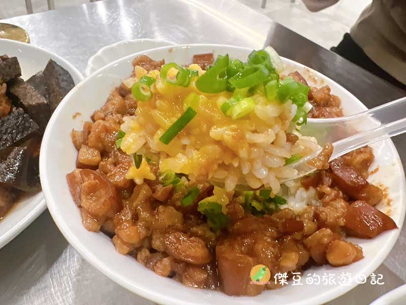 台南鼎DING小北店榨菜肉絲乾麵│滷味+乾麵,鼎DING的經典滋味一次擁有│台南美食│台南北區 - 第6張圖 台南鼎DING小北店榨菜肉絲乾麵
