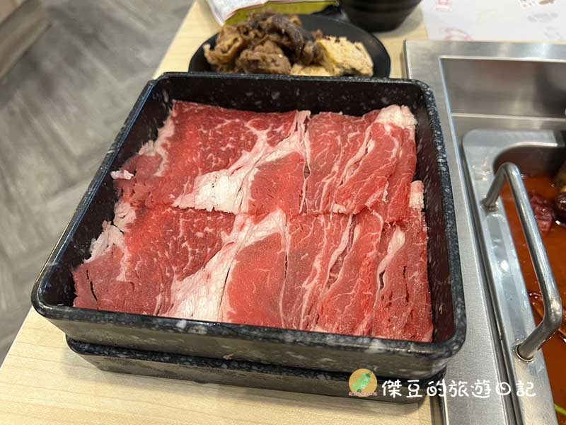台南夢時代的星野肉肉鍋吃到飽!頂級肉品大滿足 - 第12張圖 台南夢時代的星野肉肉鍋吃到飽