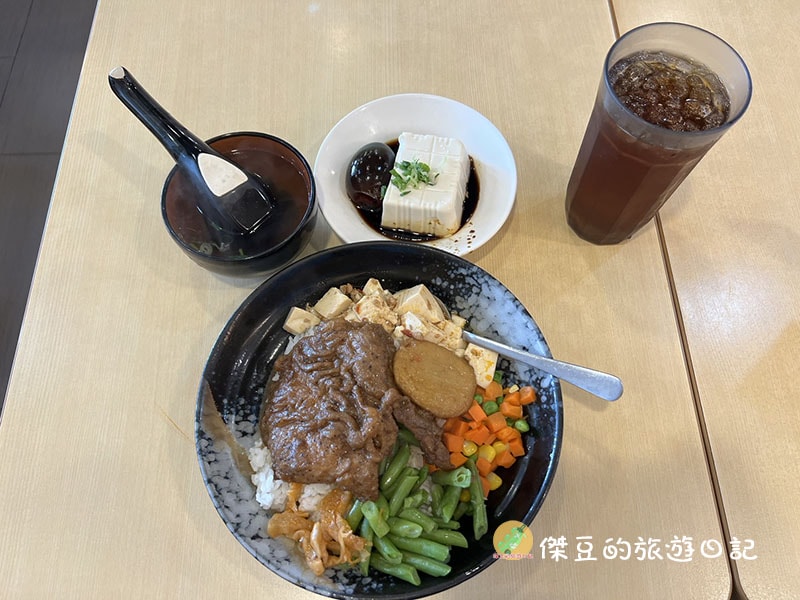 【排骨飯的古早好味】台南永康三商巧福永康二門市:滷香滿溢的經典套餐! - 第3張圖 台南永康三商巧福永康二門市