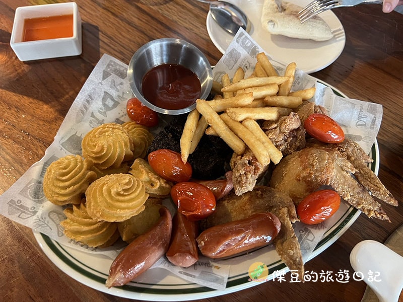 【義式美食推薦】薄多義 Bite 2 Eat 台南崇學店:披薩雙饗、義大利麵一次滿足 - 第26張圖