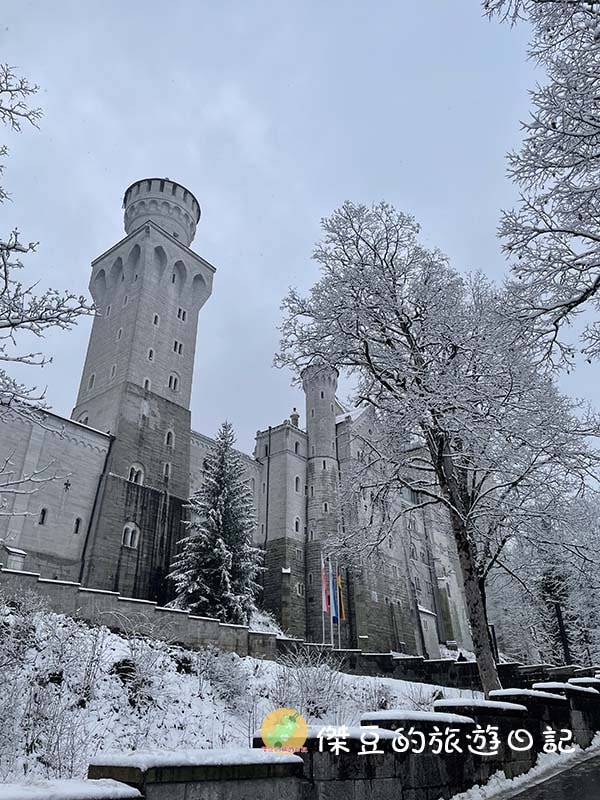 德國巴伐利亞新天鵝堡之旅:童話般的雪中奇境│國外旅遊│德國旅遊│德國巴伐利亞景點 - 第2張圖 德國巴伐利亞新天鵝堡之旅