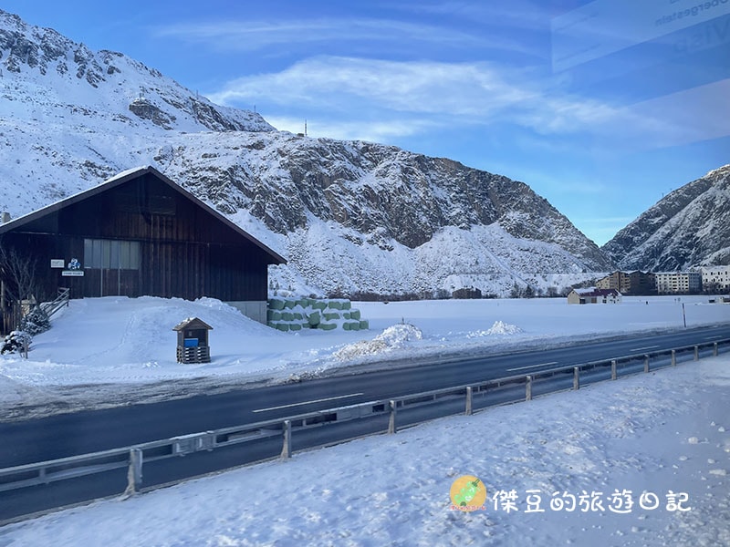 歐洲瑞士火車初體驗:從聖加倫到策馬特的浪漫雪景與文化探索│國外旅遊│德國瑞士 - 第24張圖