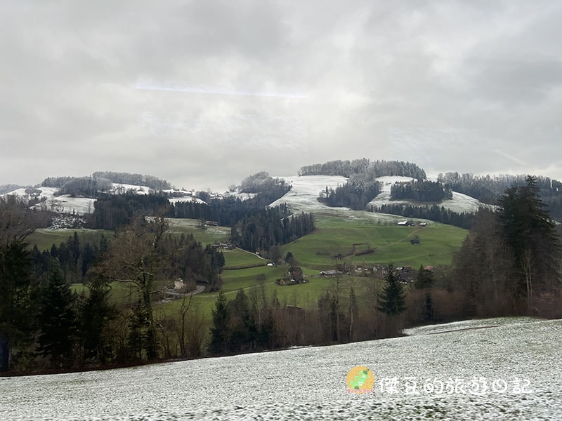 歐洲瑞士火車初體驗:從聖加倫到策馬特的浪漫雪景與文化探索│國外旅遊│德國瑞士 - 第20張圖