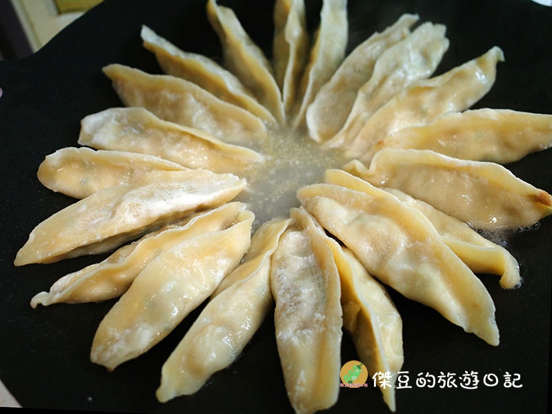 【國民鮪魚tunaking魚有王X姐夫嚴選|鮪魚煎餃、手掌大扇貝、鮪魚肉圓】美味評測│美食開箱 - 第5張圖 國民鮪魚tunaking魚有王
