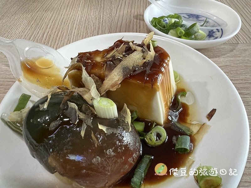 北區小北平餡餅粥|北方麵食的好味道,炸醬麵、蔥油餅、煎餃通通必點│台南美食│台南北區 - 第7張圖 北區小北平餡餅粥