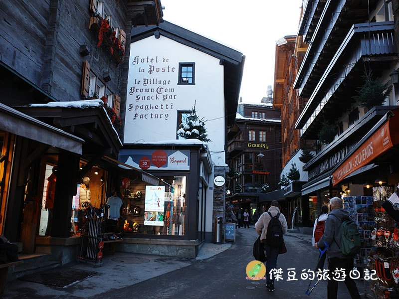 歐洲瑞士馬特洪峰必看!日照馬特洪峰山美景、登山纜車與巧克力鍋初體驗心得│歐洲瑞士│德國瑞士 - 第42張圖