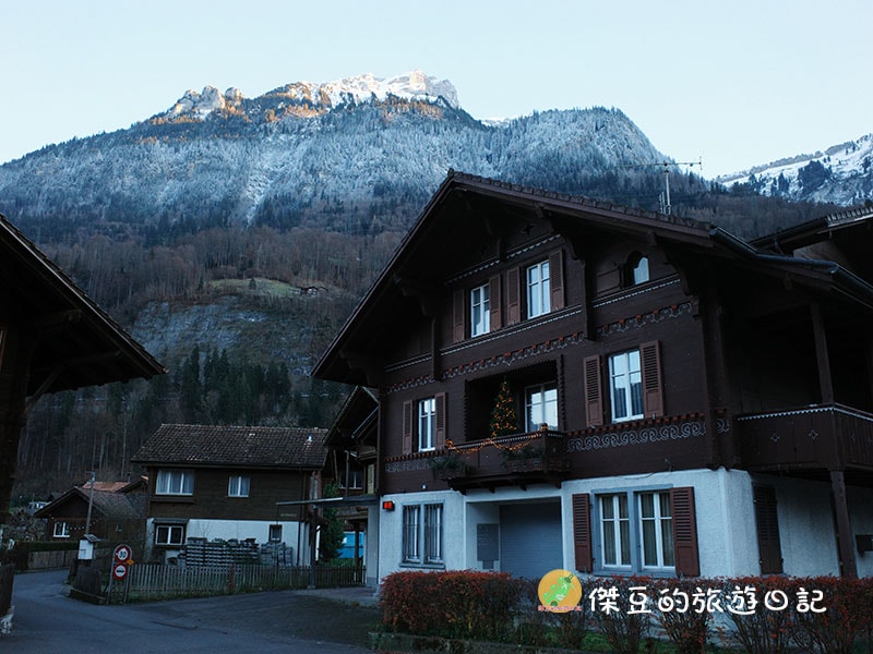 【德瑞旅行日記】歐洲瑞士少女峰初體驗、玄彬湖打卡、廬森聖誕市集一日遊│歐洲旅遊│德國瑞士 - 第28張圖