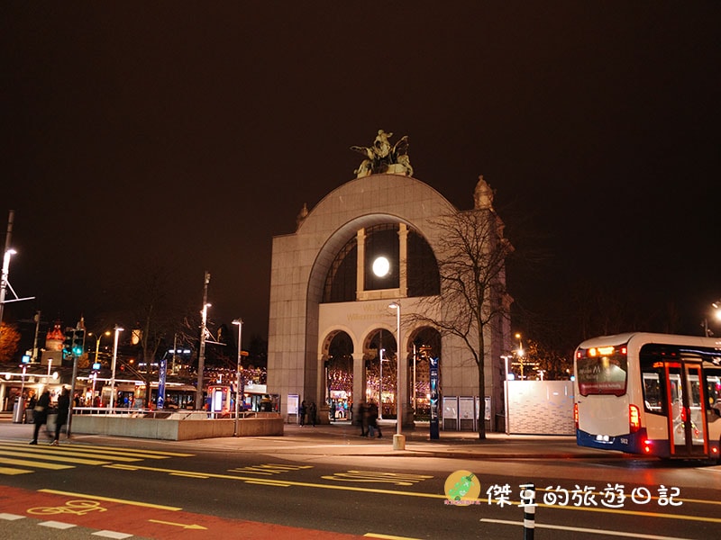 【德瑞旅行日記】歐洲瑞士少女峰初體驗、玄彬湖打卡、廬森聖誕市集一日遊│歐洲旅遊│德國瑞士 - 第33張圖