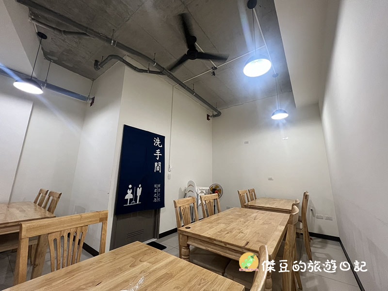 【台南美食】台南北區一府牛肉麵|手工拉麵搭配濃郁湯頭,豆乾米血滷味也超有水準│台南北區 - 第9張圖 台南北區一府牛肉麵
