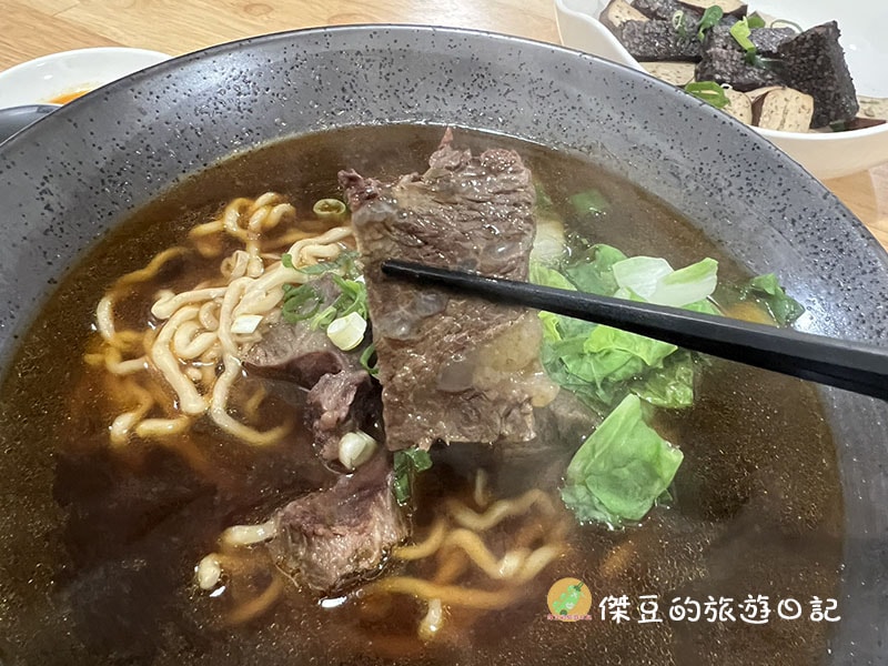 台南北區一府牛肉麵