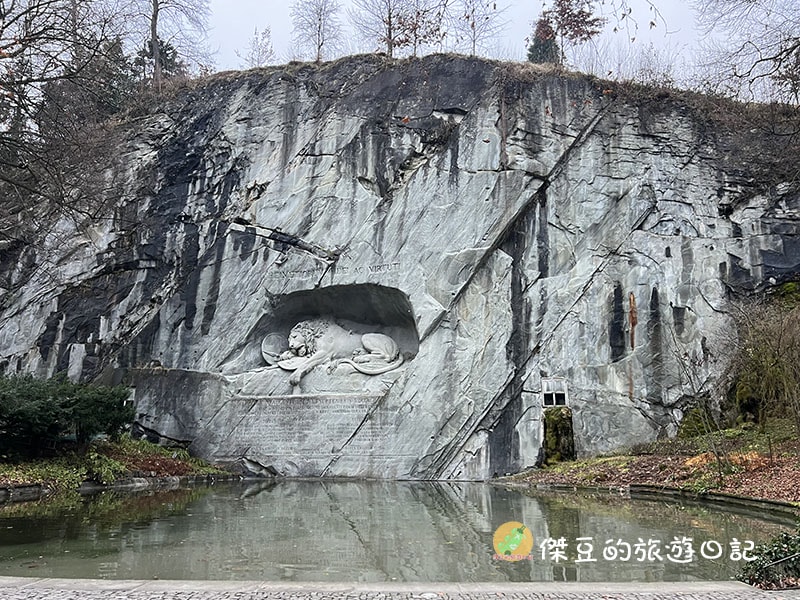 歐洲瑞士盧森散步日記:從沉睡的獅子到德國蒂蒂湖的黑森林甜點│歐洲旅遊│國外旅遊│德國瑞士 - 第5張圖 歐洲瑞士盧森散步日記
