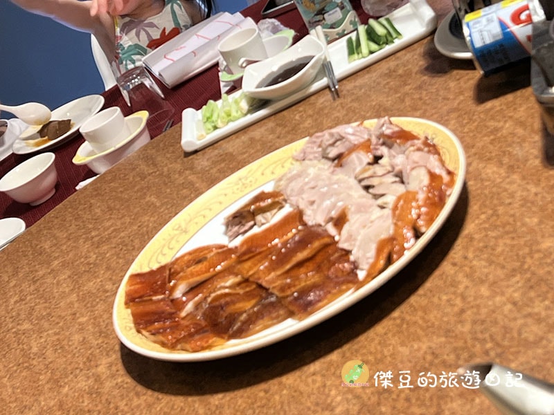 【台中聚餐推薦】頂園燒鵝担仔廚房安和店|火焰燒鵝超霸氣,家庭朋友聚餐首選│台中美食│台中西屯 - 第7張圖 頂園燒鵝担仔廚房安和店