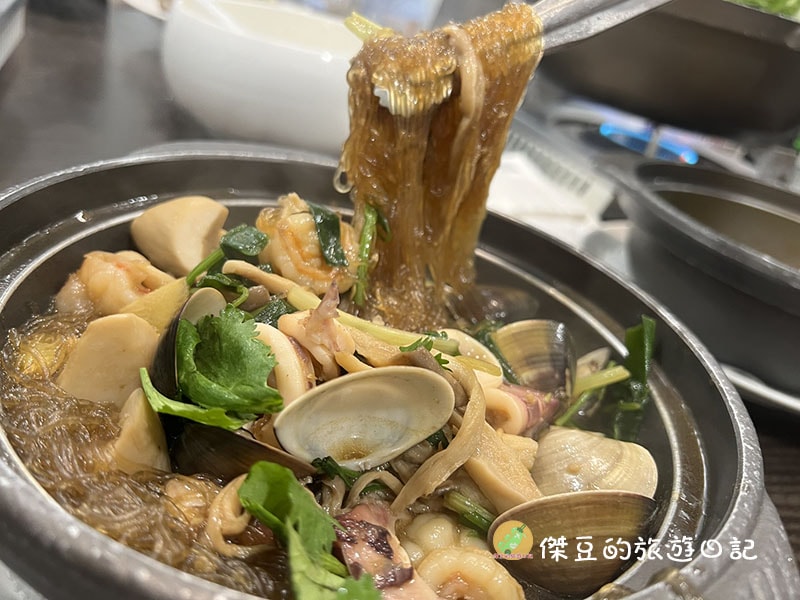 台南廚房有雞中華總店「正宗花雕雞」一鍋三吃超滿足│母親節家族聚餐好選擇│台南美食│台南東區 - 第16張圖 台南廚房有雞中華總店