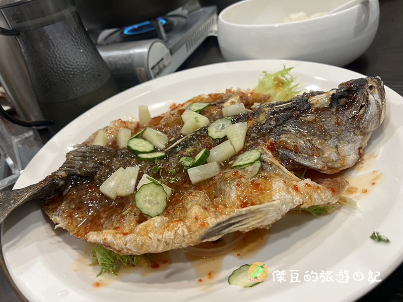 台南廚房有雞中華總店「正宗花雕雞」一鍋三吃超滿足│母親節家族聚餐好選擇│台南美食│台南東區 - 第12張圖