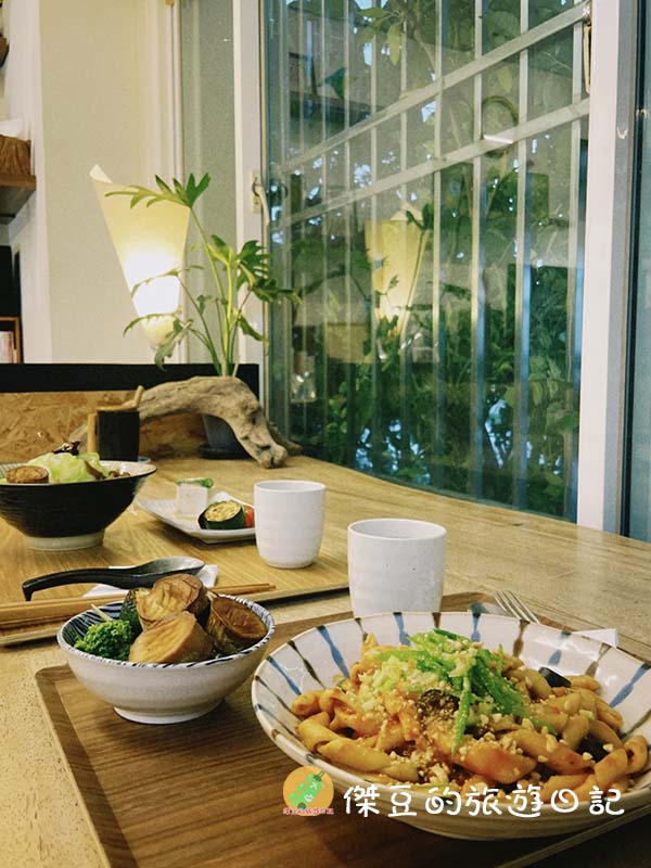 【台南南區溫記手作麵】羅勒蘑菇 & 煙女花辣醬,純素食也能這麼好吃│台南南區 - 第12張圖 台南南區溫記手作麵