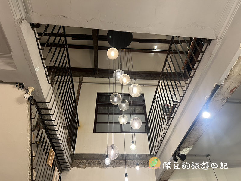 台南隱藏在巷弄的葉明致青年店｜香燒椒麵、乾意麵、滷味通通好吃！上禮拜吃過直接愛上│台南中西│台南美食