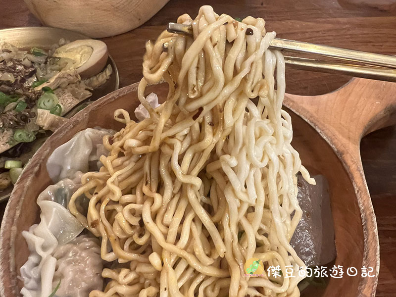 隱藏在巷弄的葉明致青年店