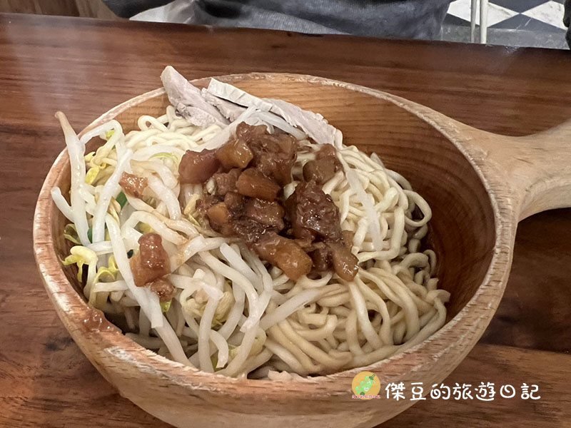 隱藏在巷弄的葉明致青年店