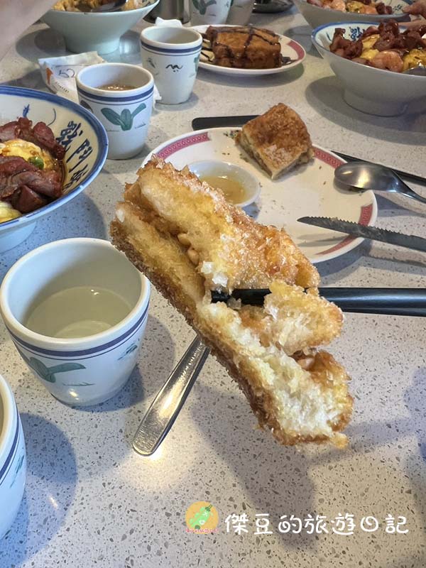 台南中西區|港式餐廳捌伍貳冰室:三眼仔叉燒飯太狂了!滑蛋雙拼超誘人,還有這兩道「奶油系甜點」必吃。 - 第8張圖 港式餐廳捌伍貳冰室