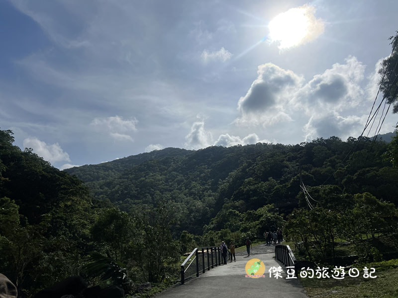 屏東秘境|南迴雙流國家森林遊樂區:IG 爆紅「水上跳石」超好拍!溪水清澈見底,瀑布步道實走心得 - 第6張圖 南迴雙流國家森林遊樂區