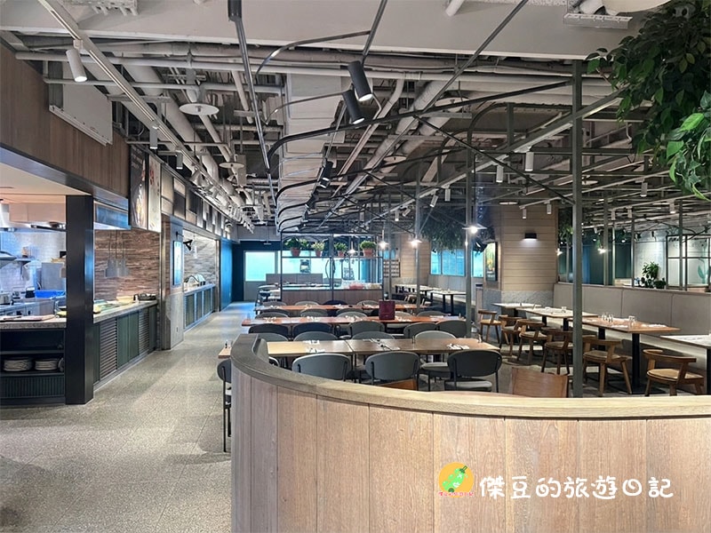 完全不像在吃素!台北板橋果然匯心得分享:湯頭濃郁的牛肉麵+入味麻辣臭豆腐,好吃到忘記沒肉這回事。 - 第2張圖 台北板橋果然匯心得分享
