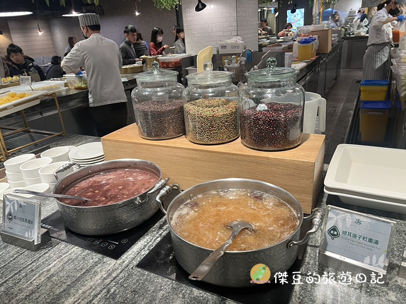完全不像在吃素!台北板橋果然匯心得分享:湯頭濃郁的牛肉麵+入味麻辣臭豆腐,好吃到忘記沒肉這回事。 - 第10張圖 台北板橋果然匯心得分享