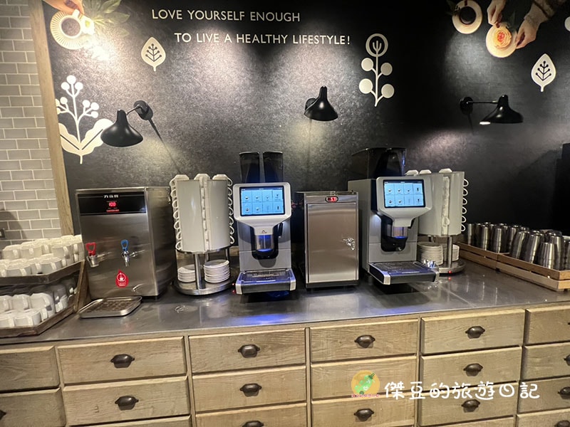 完全不像在吃素!台北板橋果然匯心得分享:湯頭濃郁的牛肉麵+入味麻辣臭豆腐,好吃到忘記沒肉這回事。 - 第8張圖 台北板橋果然匯心得分享