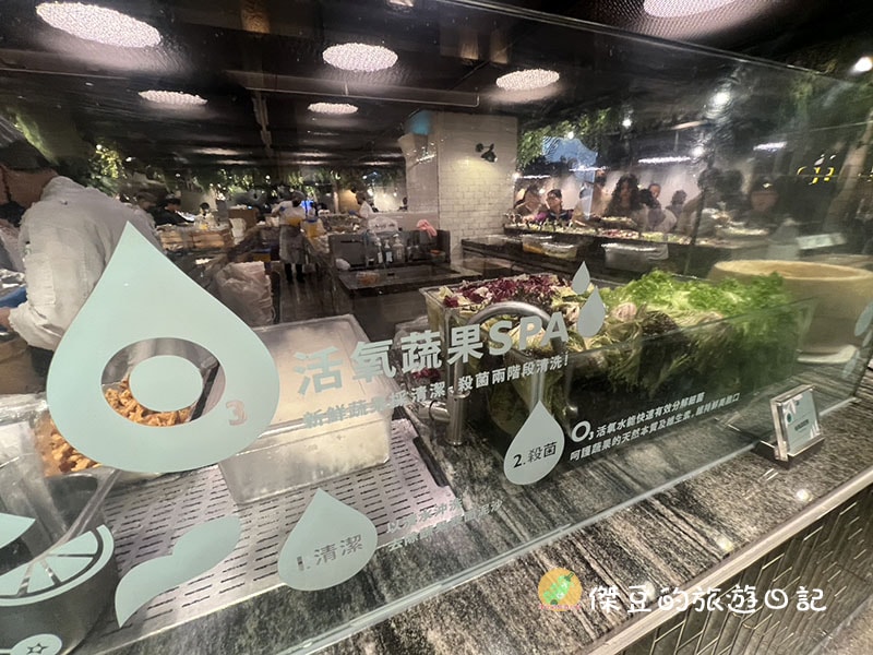 完全不像在吃素!台北板橋果然匯心得分享:湯頭濃郁的牛肉麵+入味麻辣臭豆腐,好吃到忘記沒肉這回事。 - 第17張圖 台北板橋果然匯心得分享