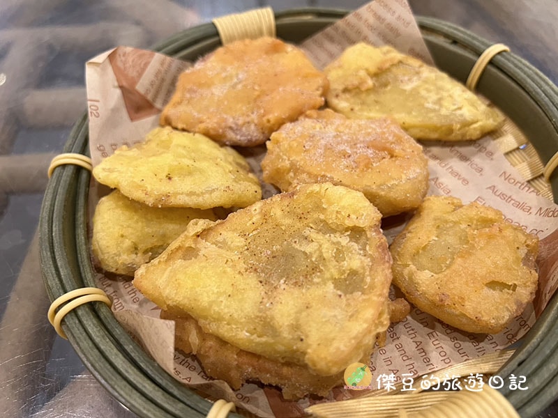 【台南白河美食】少人數也能吃烤雞！金黃脆皮的竹香園甕缸雞實吃心得：竹筍湯超鮮甜│關子嶺美食