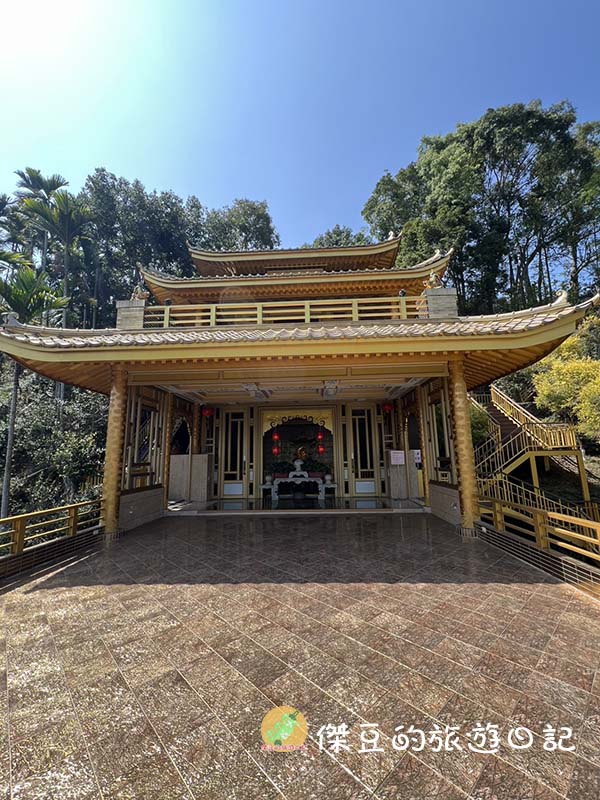 嘉義秘境梅山龍王金殿：走過蜿蜒 36 彎深山仙境！中午造訪完美避開人潮，享受微風與清幽禪意│嘉義景點
