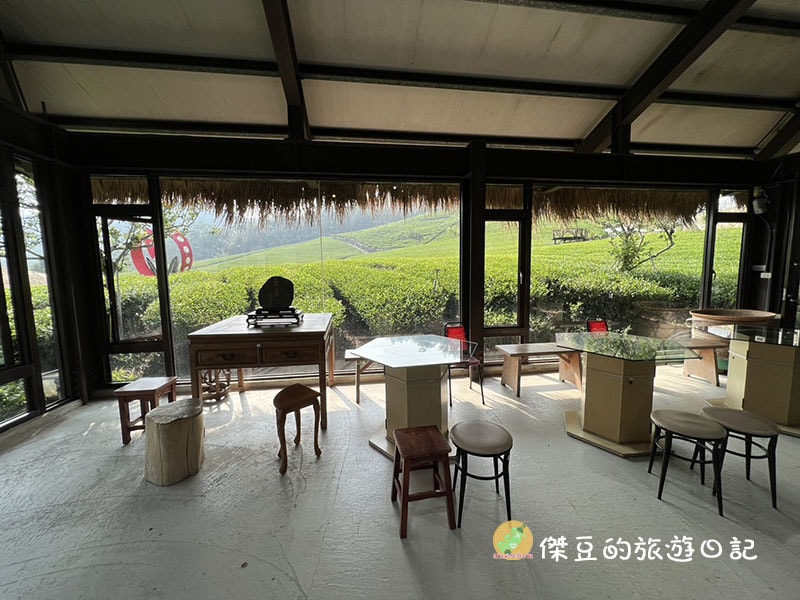 【阿里山景點推薦】走進雲霧裡的茶園!優遊吧斯鄒族文化部落半日遊:看鄒族特色演出、喝冠軍高山茶 - 第13張圖 【阿里山景點推薦】走進雲霧裡的茶園!優遊吧斯鄒族文化部落半日遊:看鄒族特色演出、喝冠軍高山茶