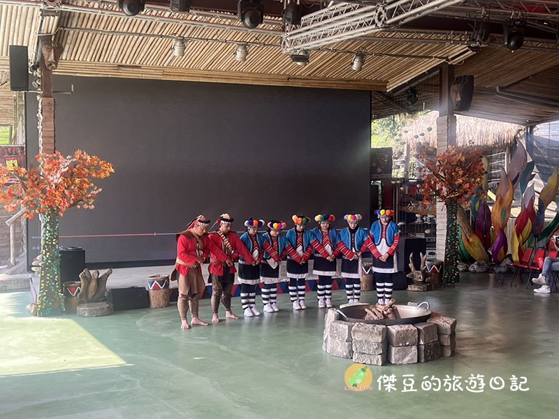 【阿里山景點推薦】走進雲霧裡的茶園!優遊吧斯鄒族文化部落半日遊:看鄒族特色演出、喝冠軍高山茶 - 第5張圖 優遊吧斯鄒族文化部落